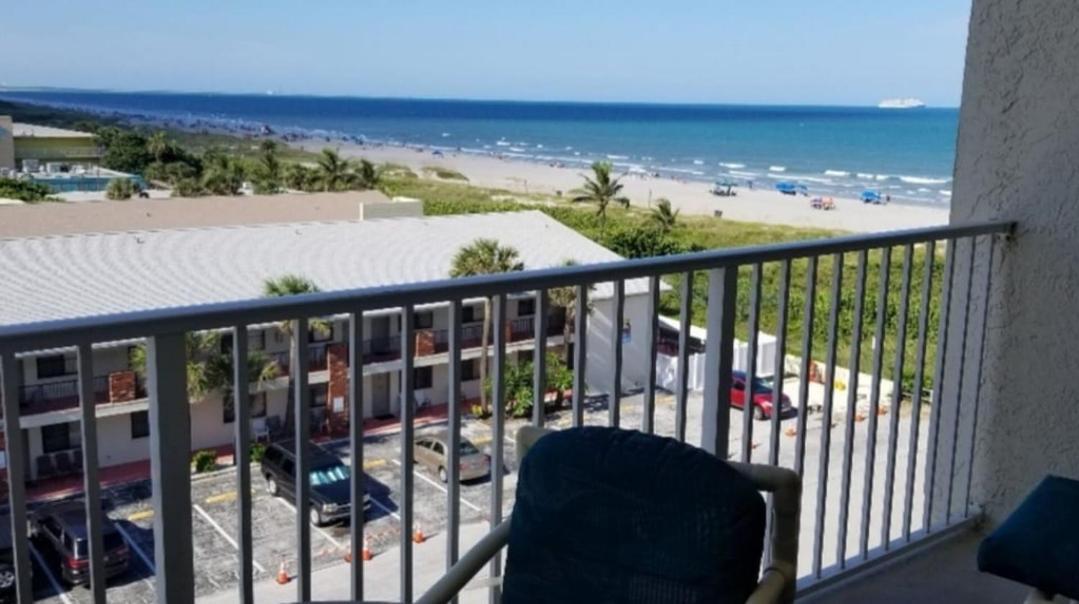 Sandcastles Condominium Complex Cocoa Beach Exterior photo